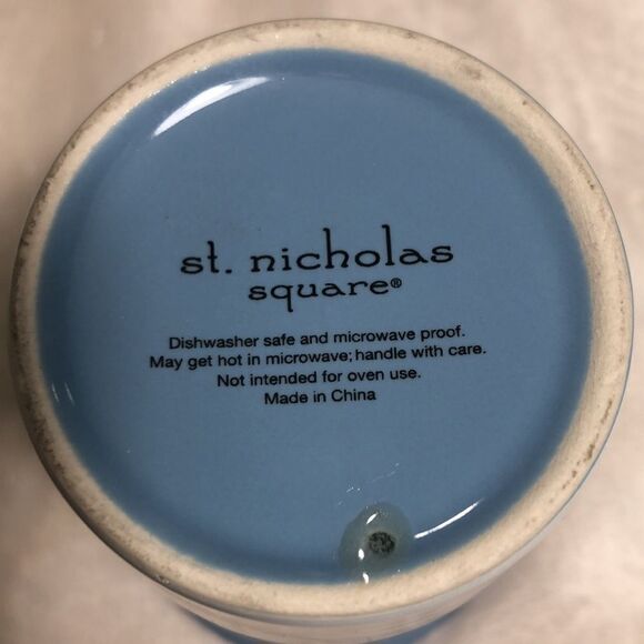 SNOWMEN CERAMIC cup with lid. 3 Snowmen. Never used. NWOT - Picture 5 of 7